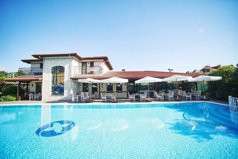Renka Hotel & Spa