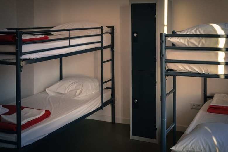 Hostal Beautiful Belleville Hostel & Hotel