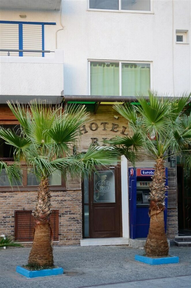 Rio Hotel