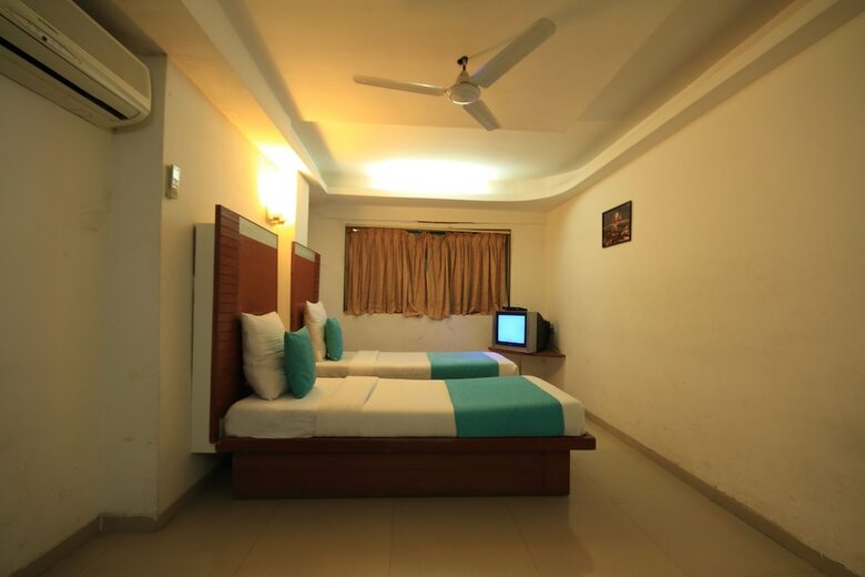 Hotel Kadamb Inn