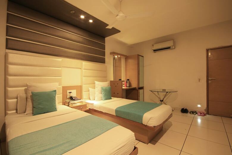 Hotel Kadamb Inn