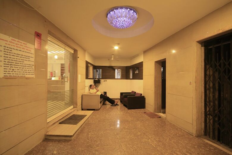 Hotel Kadamb Inn