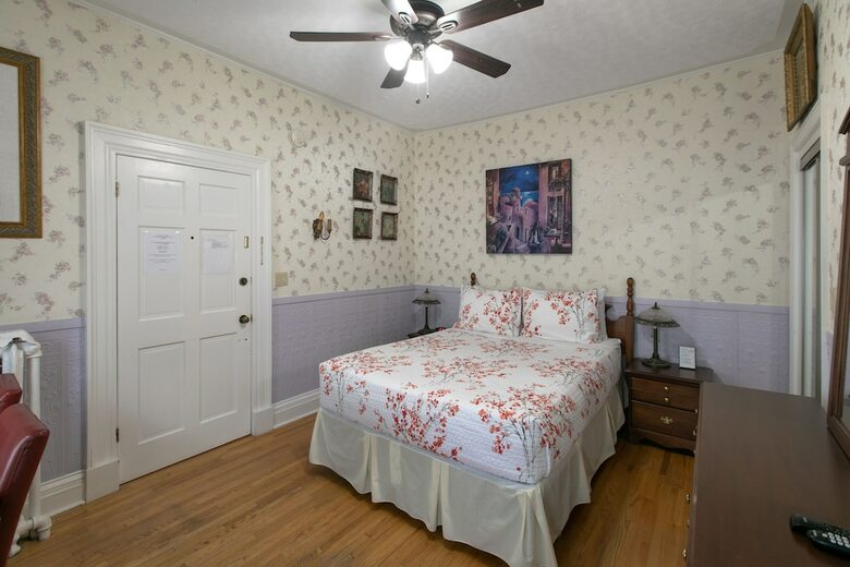 Hotel Prince Street Suites