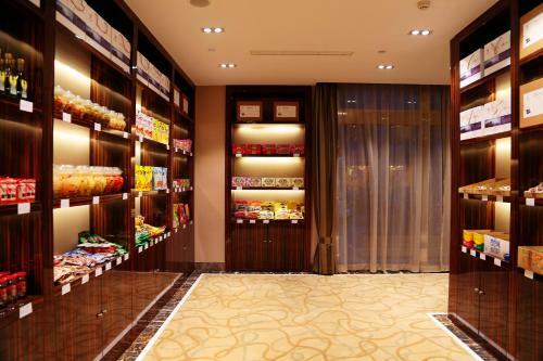Beijing Mingyoun Central Hotel