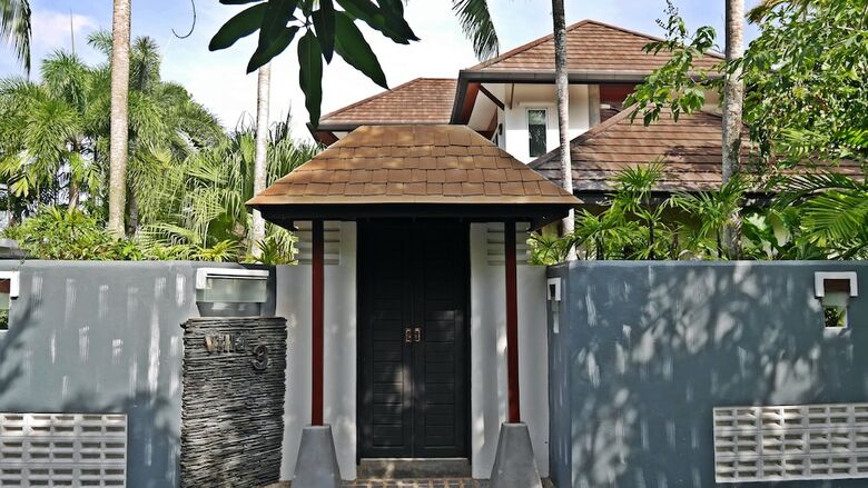 Suriya Som Villa