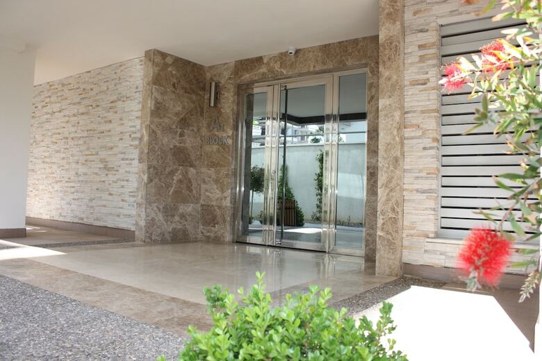 Moda Marine Apartments