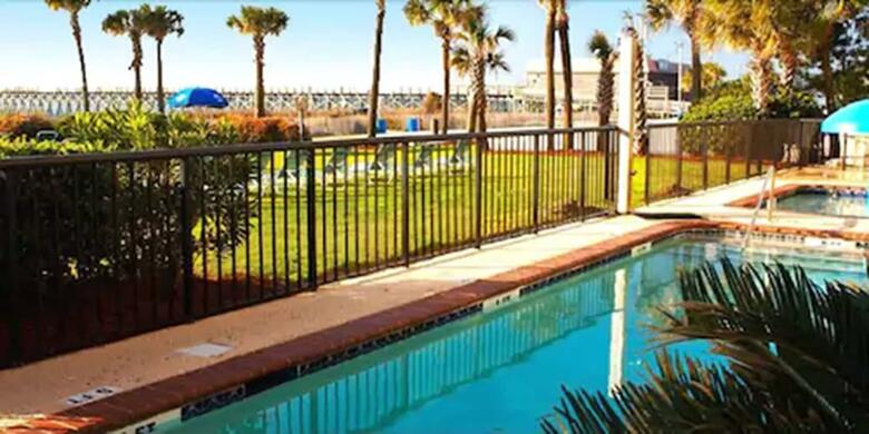 Windsurfer Hotel