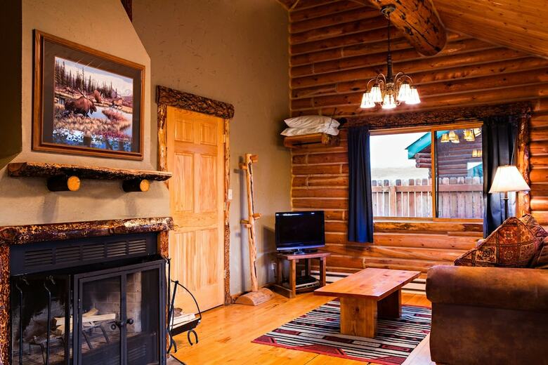 Cabana Bar N Ranch