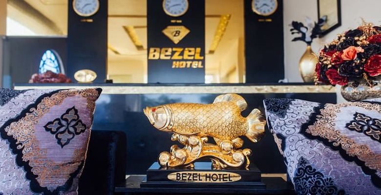 Bezel Hotel