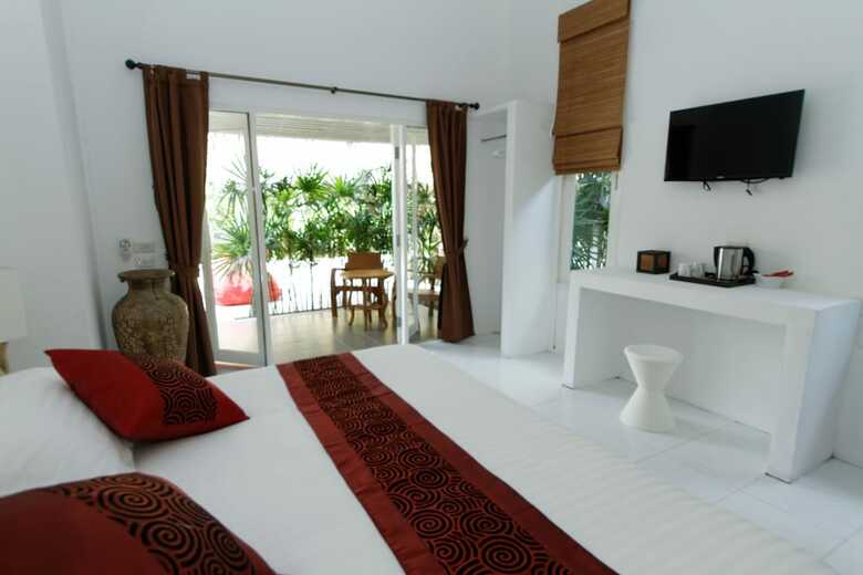 Hotel The White Cottage