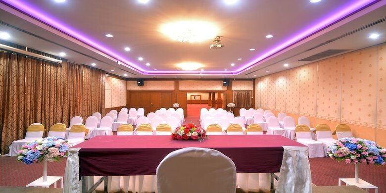 Chumphon Gardens Hotel