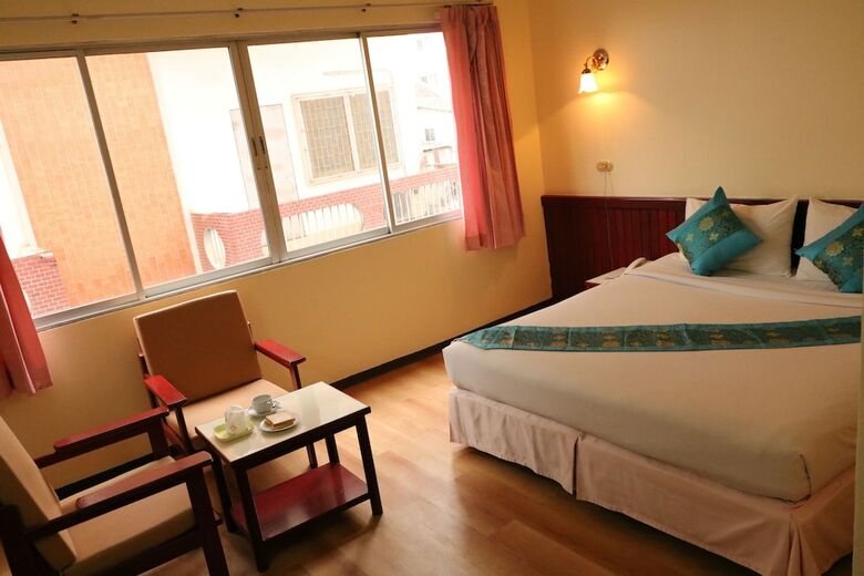 Chumphon Palace Hotel