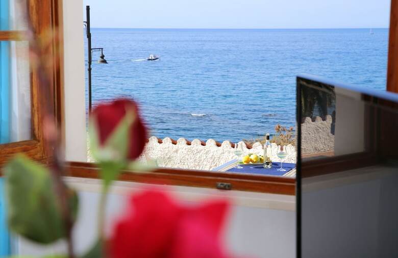 Posada Meli Hotel - Near Marina Di Castelsardo Beach