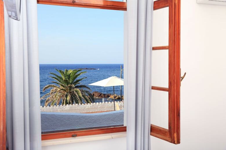 Posada Meli Hotel - Near Marina Di Castelsardo Beach