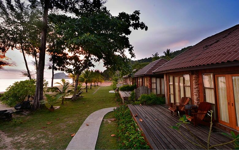 Hotel Thiw Son Beach Resort