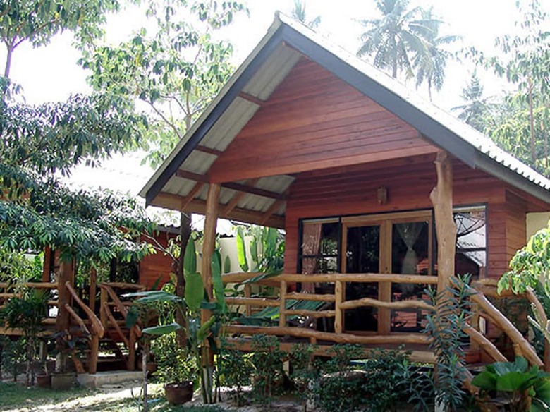 Hotel Thiw Son Beach Resort