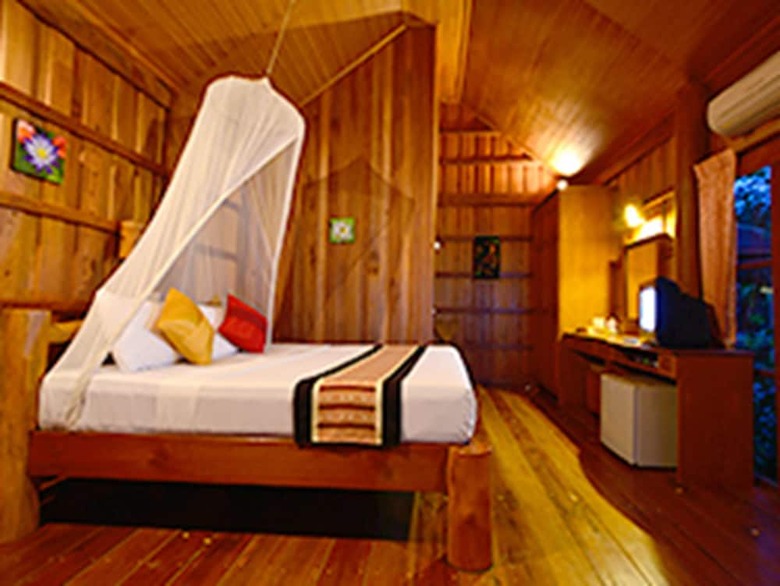 Hotel Thiw Son Beach Resort