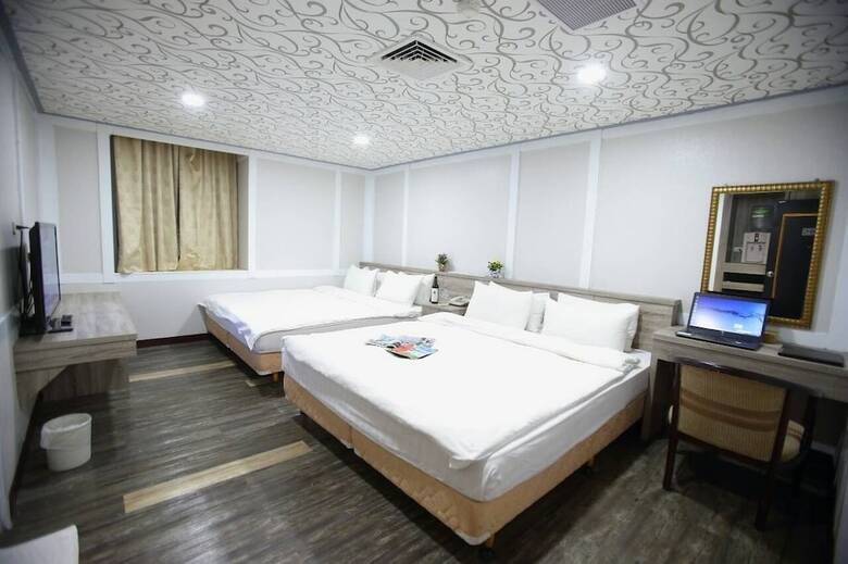 Hotel Funhouse Hsinchu