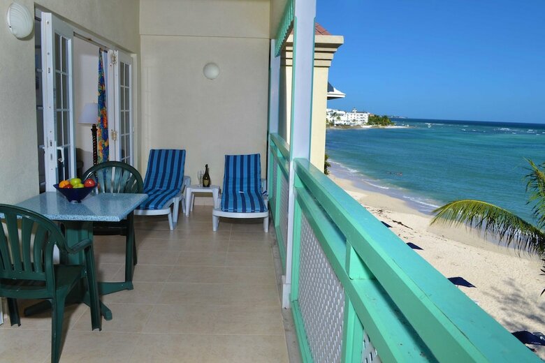 Coral Mist Beach Hotel