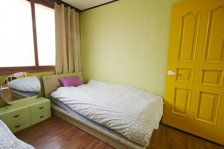 Hostal Owl Guesthouse - Hostel