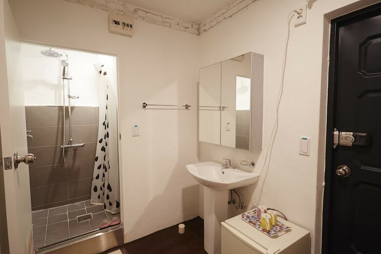 Hostal Owl Guesthouse - Hostel