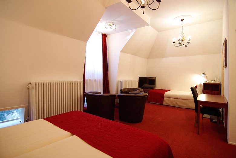 Hotel Parklane