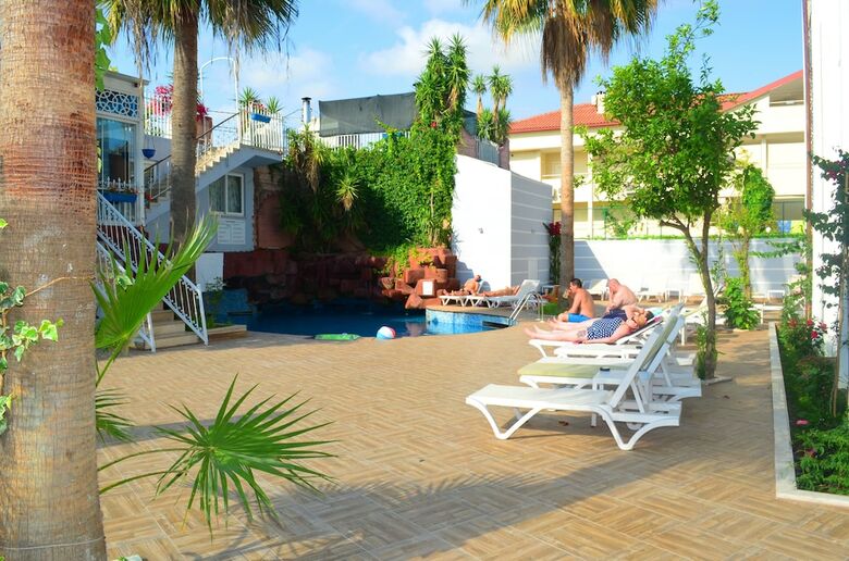 Side Nossa Hotel