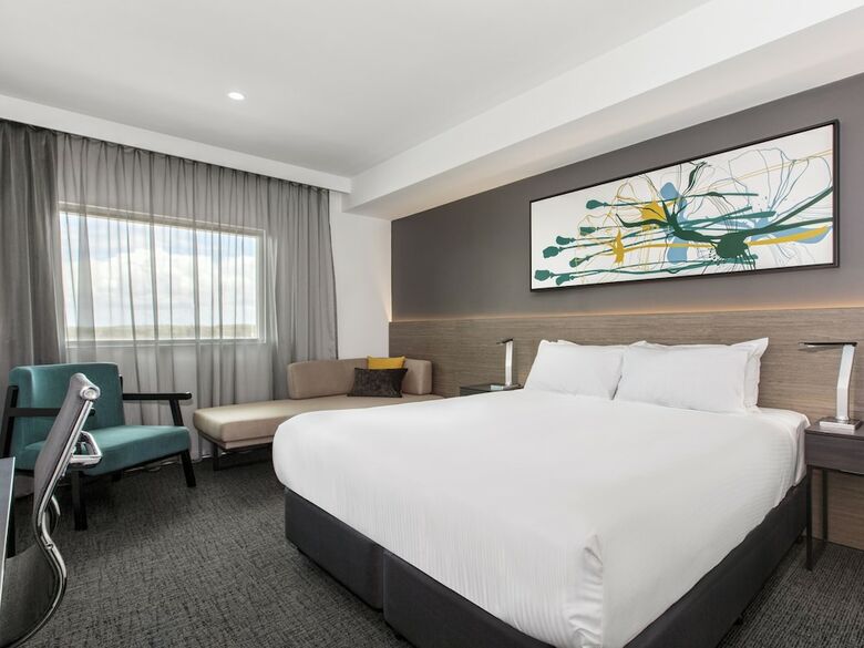 Hotel Mercure Sunshine Coast Kawana Waters