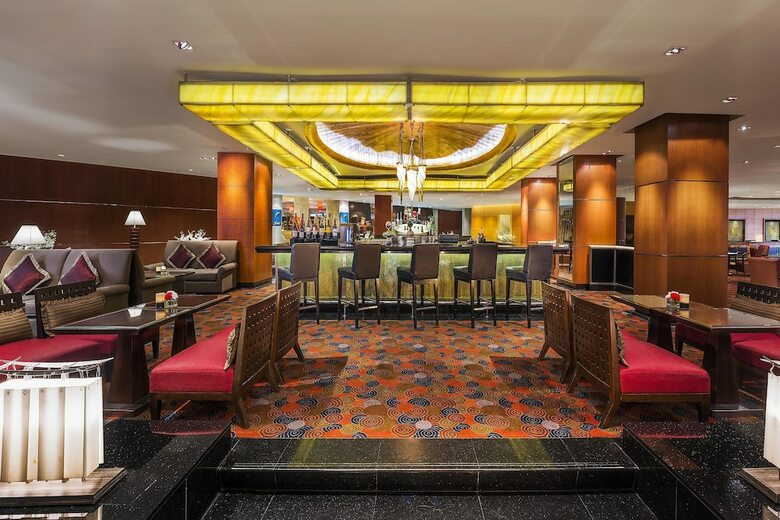 Royal Orchid Sheraton Hotel & Towers