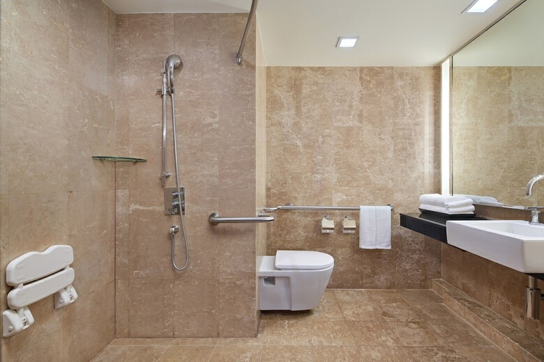 Royal Orchid Sheraton Hotel & Towers