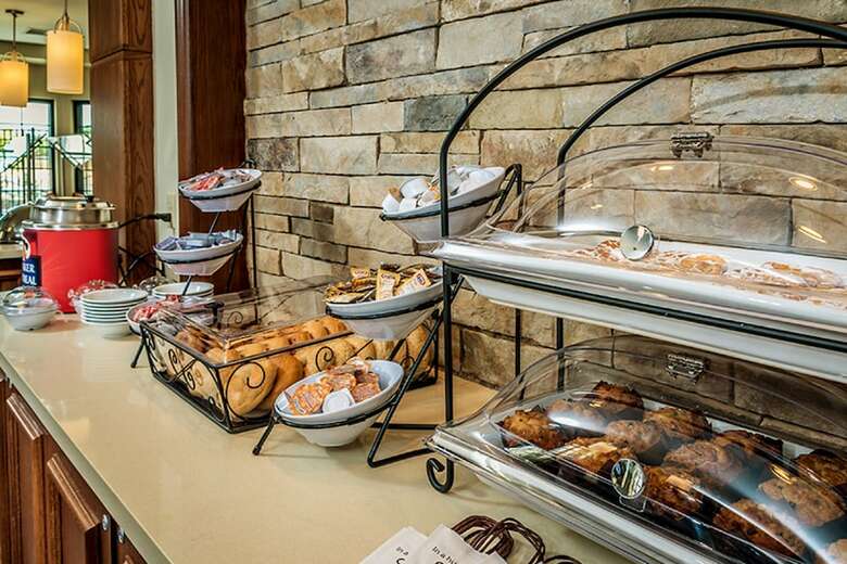 Hotel Staybridge Suites Dearborn Mi