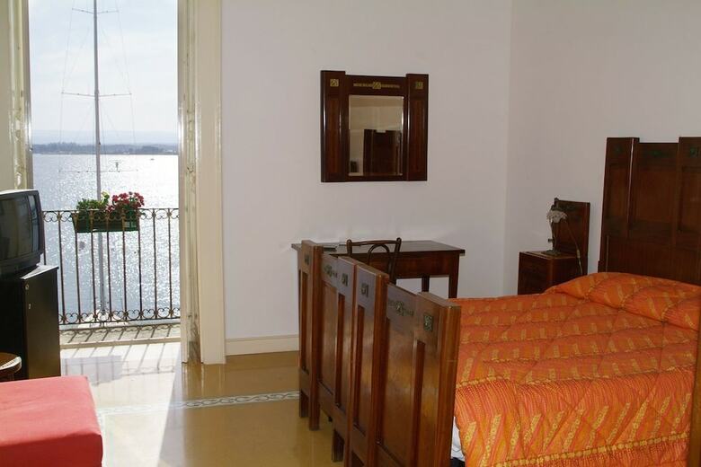 Ortigia Camere Con Vista Da Giulio B&B