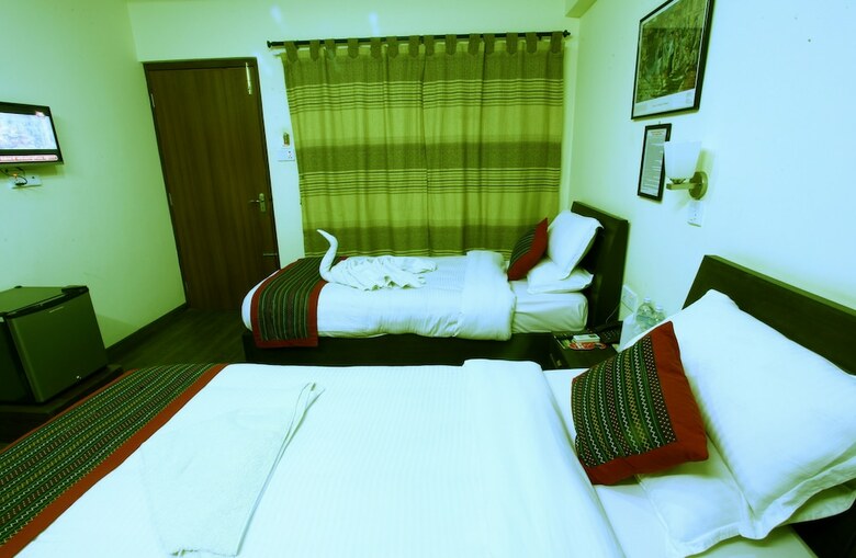 Alpine Hotel & Apartment