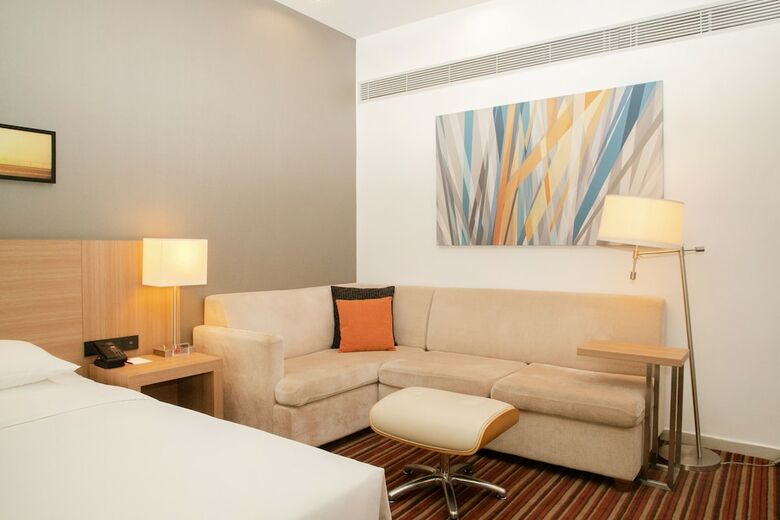 Hotel Hyatt Place Shenzhen Airport