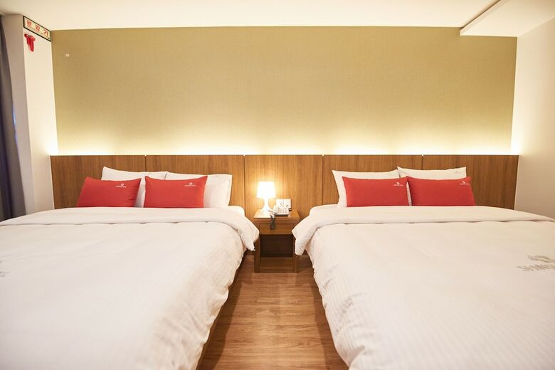 Shin Shin Hotel