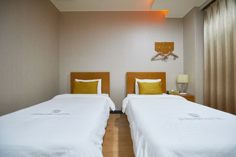 Shin Shin Hotel