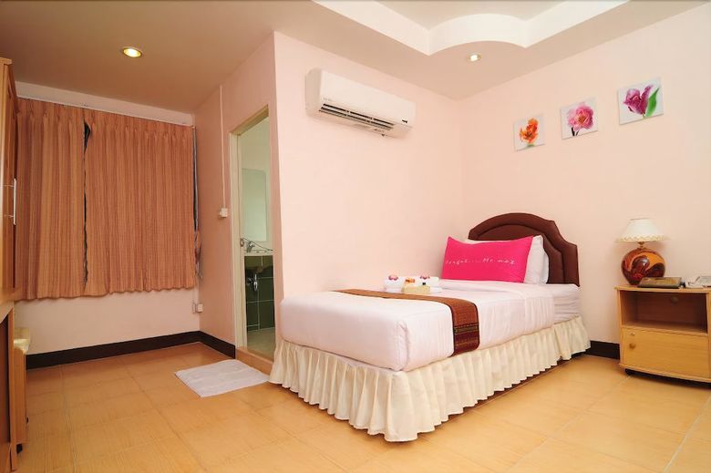 Bed By Tha-pra Hotel And Apartment