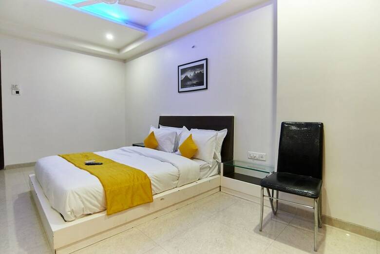 Hotel Sai Bansi