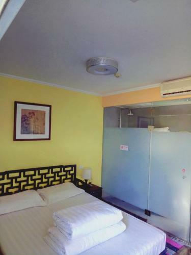 Qian Men Hostel