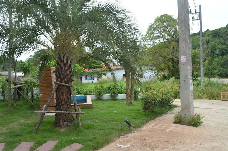Hotel Lanta Nice Beach House
