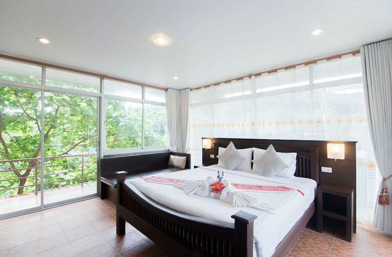 Hotel Lanta Nice Beach House