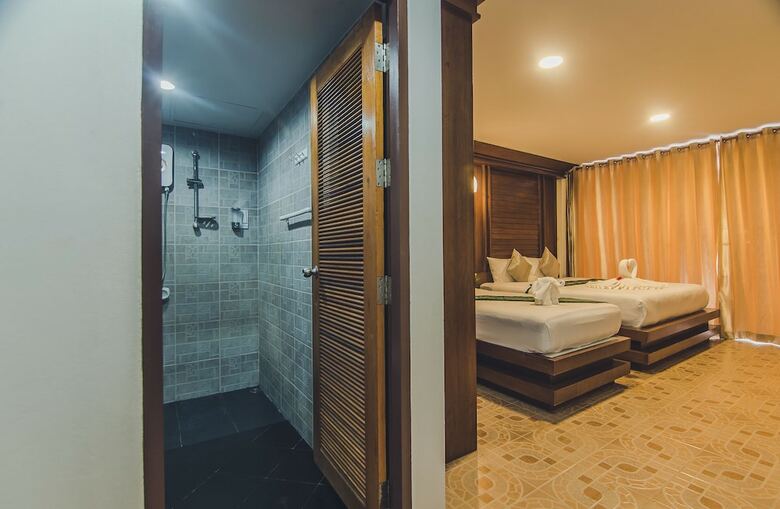 Hotel Lanta Nice Beach House