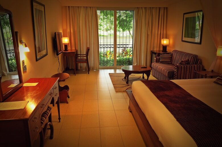 Sovereign Hotel
