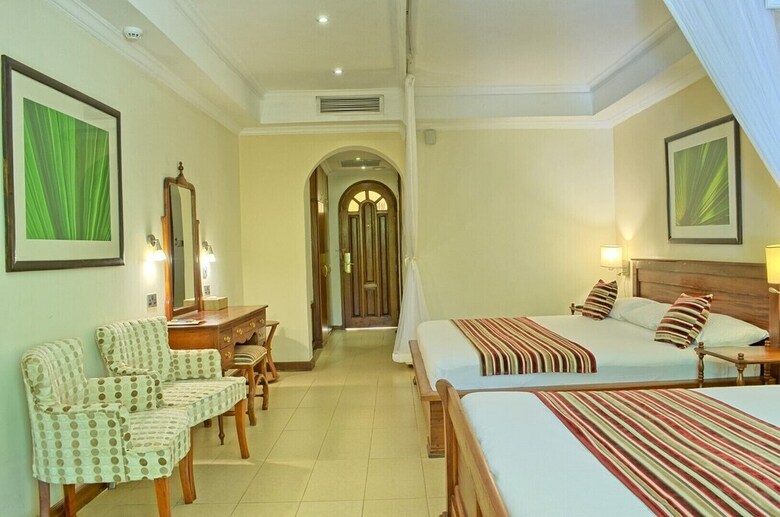 Sovereign Hotel