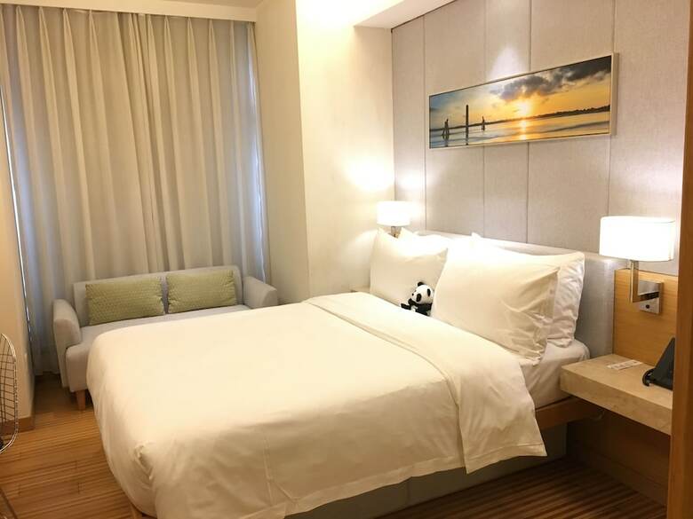 H-hotel Riverside Chengdu