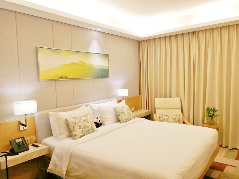 H-hotel Riverside Chengdu