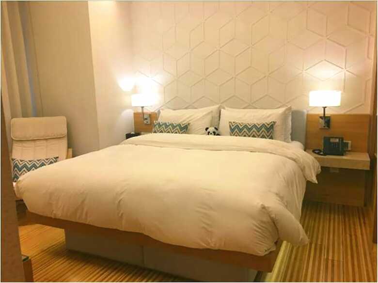 H-hotel Riverside Chengdu