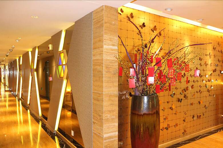 H-hotel Riverside Chengdu