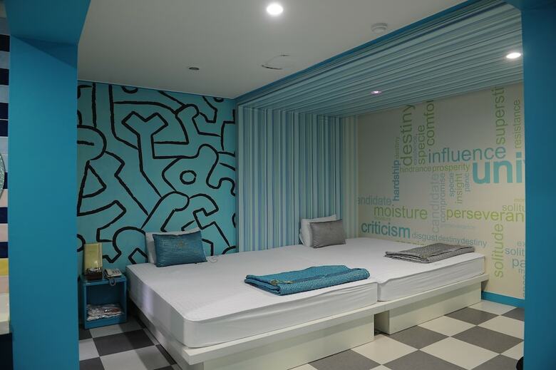 Hotel S Motel