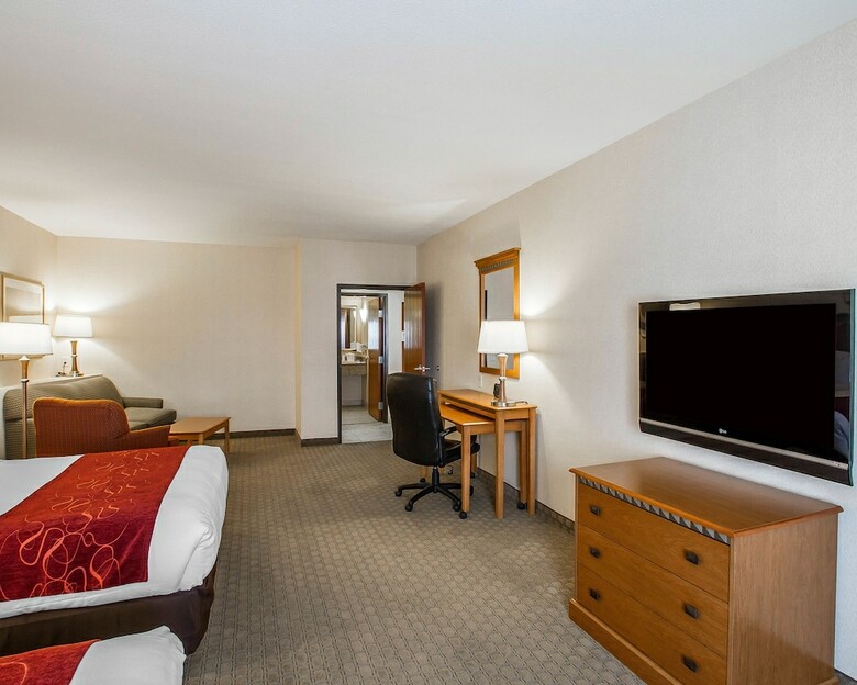 Hotel Comfort Suites Glendale - State Farm Stadium Area
